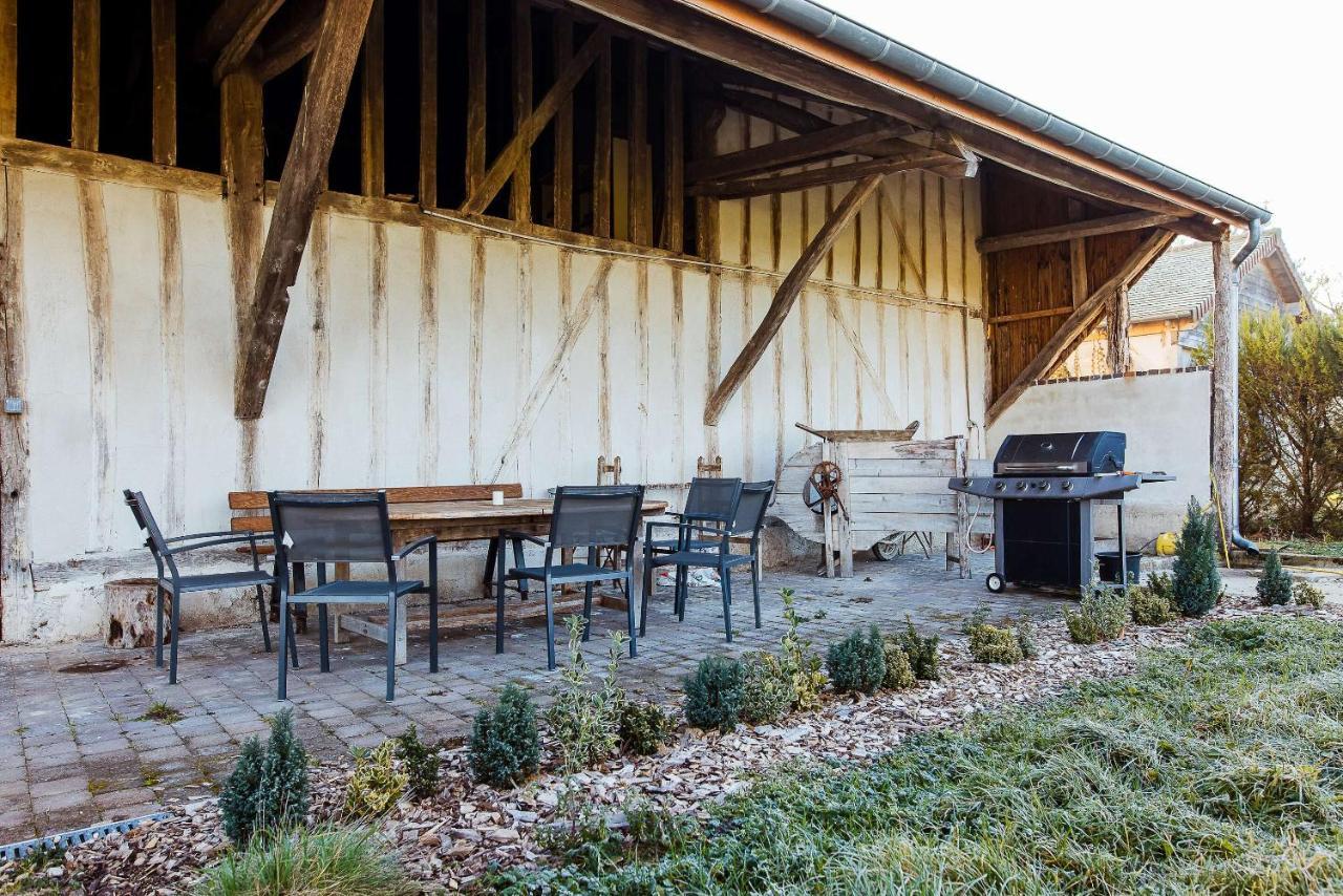 Studio Confortable, Parking Et Jardin Buchères Екстериор снимка