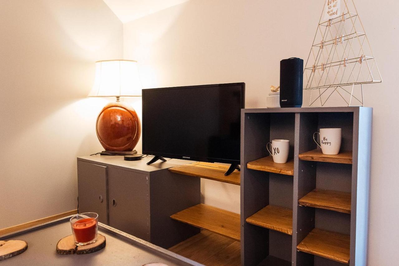 Studio Confortable, Parking Et Jardin Buchères Екстериор снимка